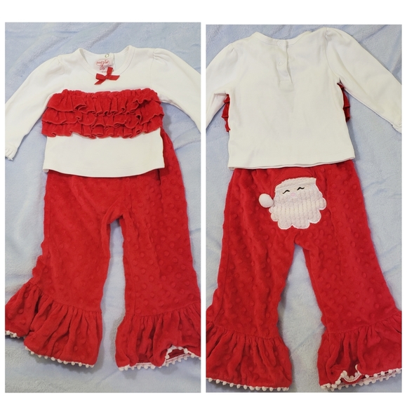 Mud Pie Other - 🎄Mud Pie Cozy Comfy Red White Santa Ruffles Set